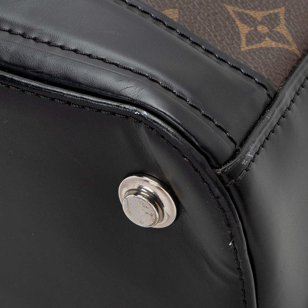 Louis Vuitton Monogram Canvas Dora MM Satchel (SHF-16295)