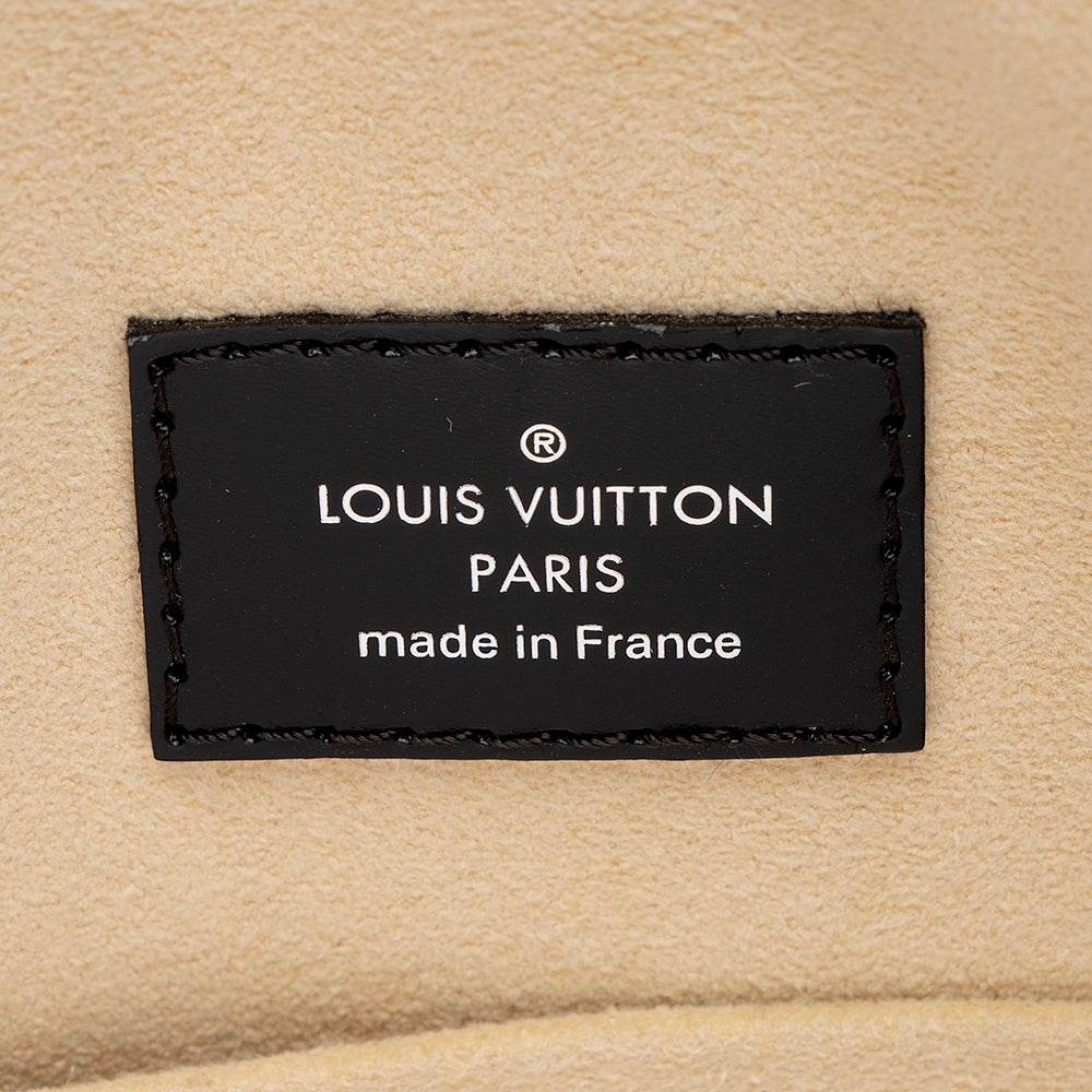 Louis Vuitton Monogram Canvas Dora MM Satchel (SHF-16295)