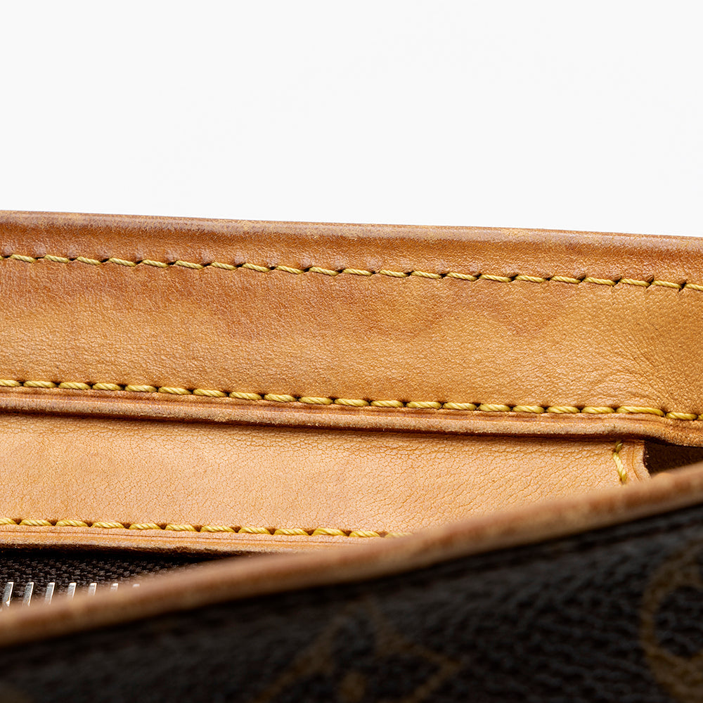 Louis Vuitton Monogram Canvas Hudson GM Shoulder Bag (SHF-18402)