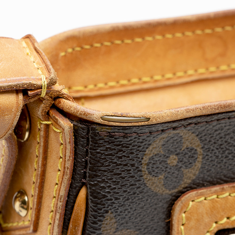 Louis Vuitton Monogram Canvas Hudson GM Shoulder Bag (SHF-18402)