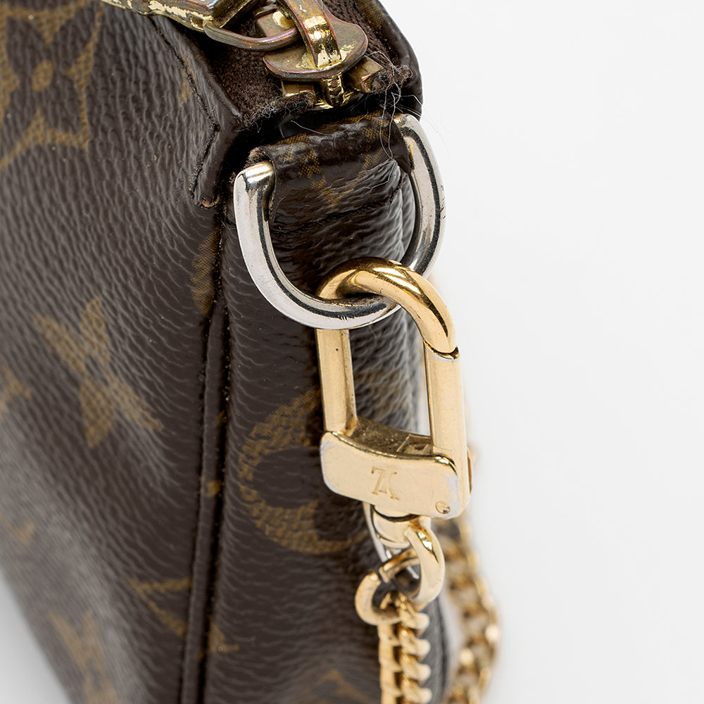 Louis Vuitton Monogram Canvas Mini Pochette Accessories (SHF-18315)