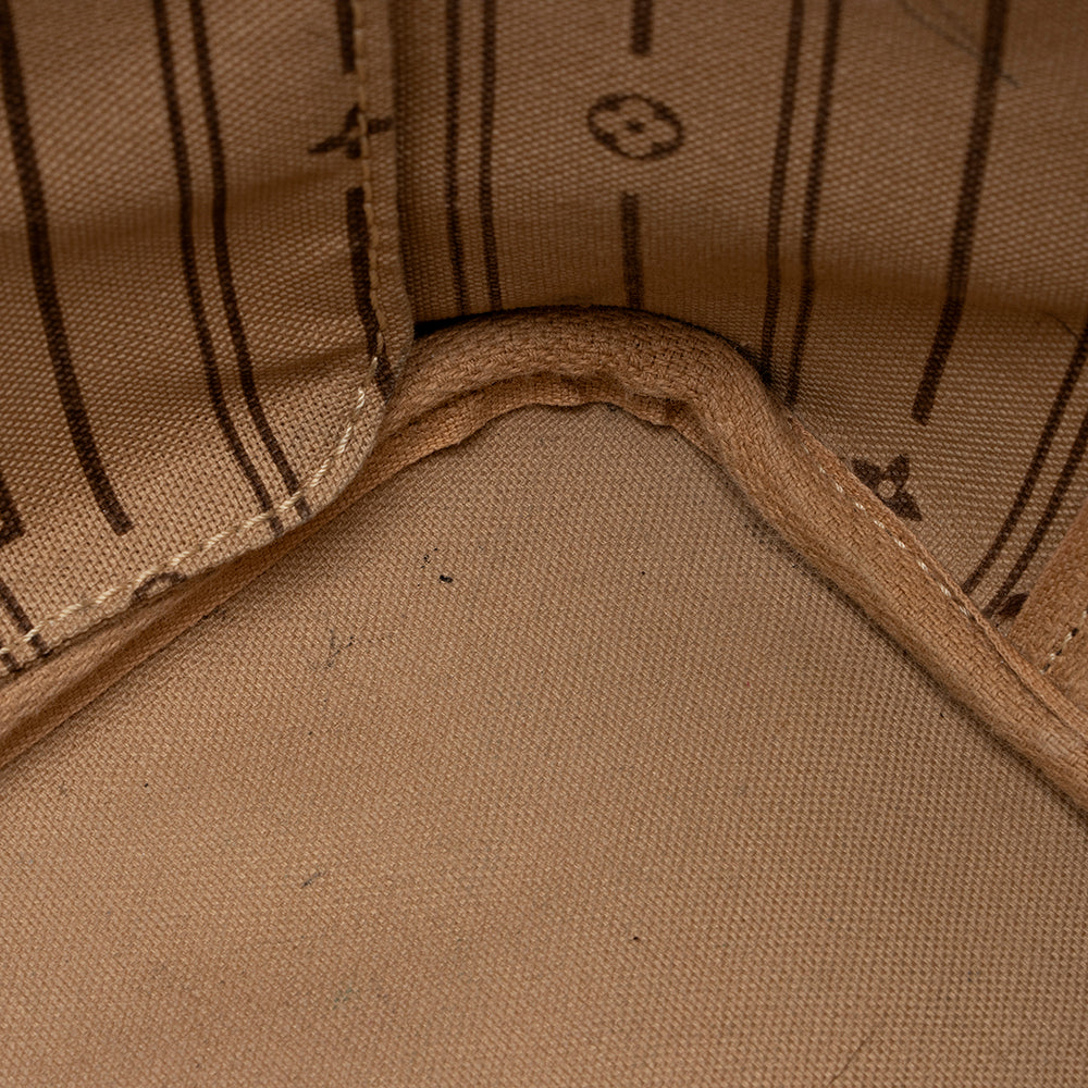 Louis Vuitton Monogram Canvas Neverfull PM Tote (SHF-18321)