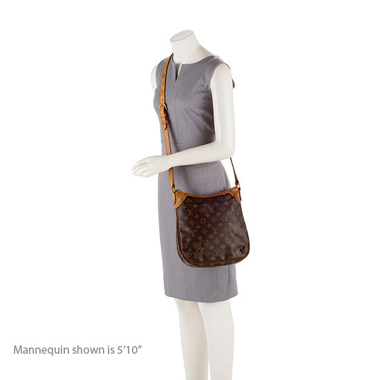 Louis Vuitton Monogram Canvas Odeon PM Shoulder Bag (SHF-17545)