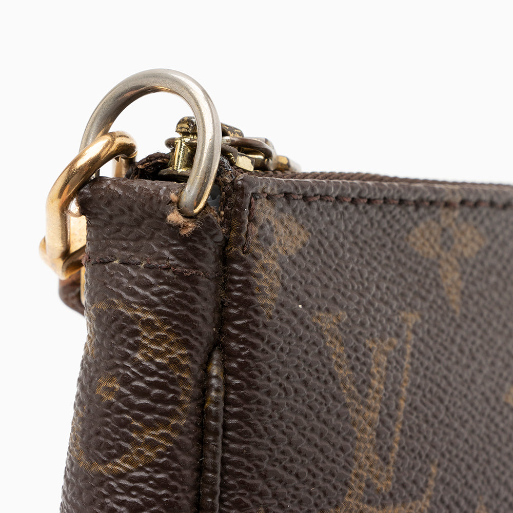 Louis Vuitton Monogram Canvas Pochette Accessoires - FINAL SALE (SHF-17112)