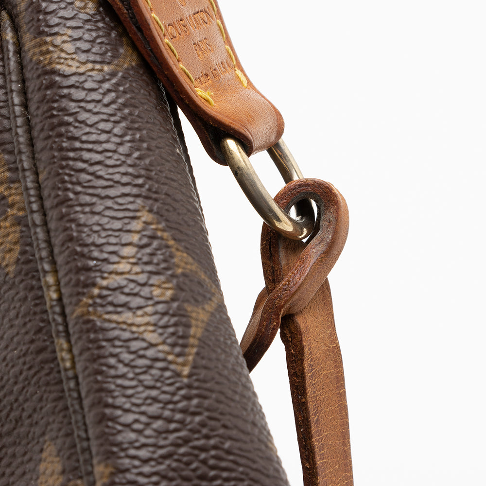 Louis Vuitton Monogram Canvas Pochette Accessoires - FINAL SALE (SHF-17112)