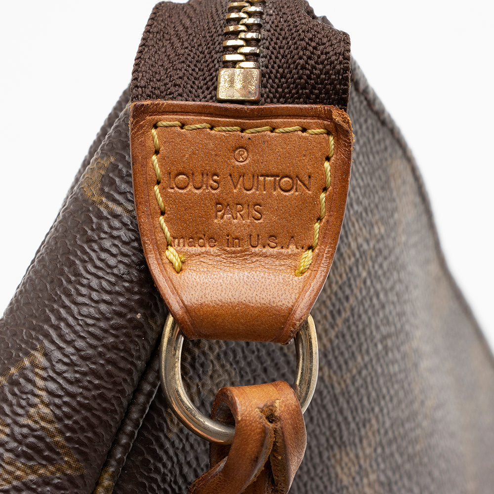 Louis Vuitton Monogram Canvas Pochette Accessoires - FINAL SALE (SHF-17112)