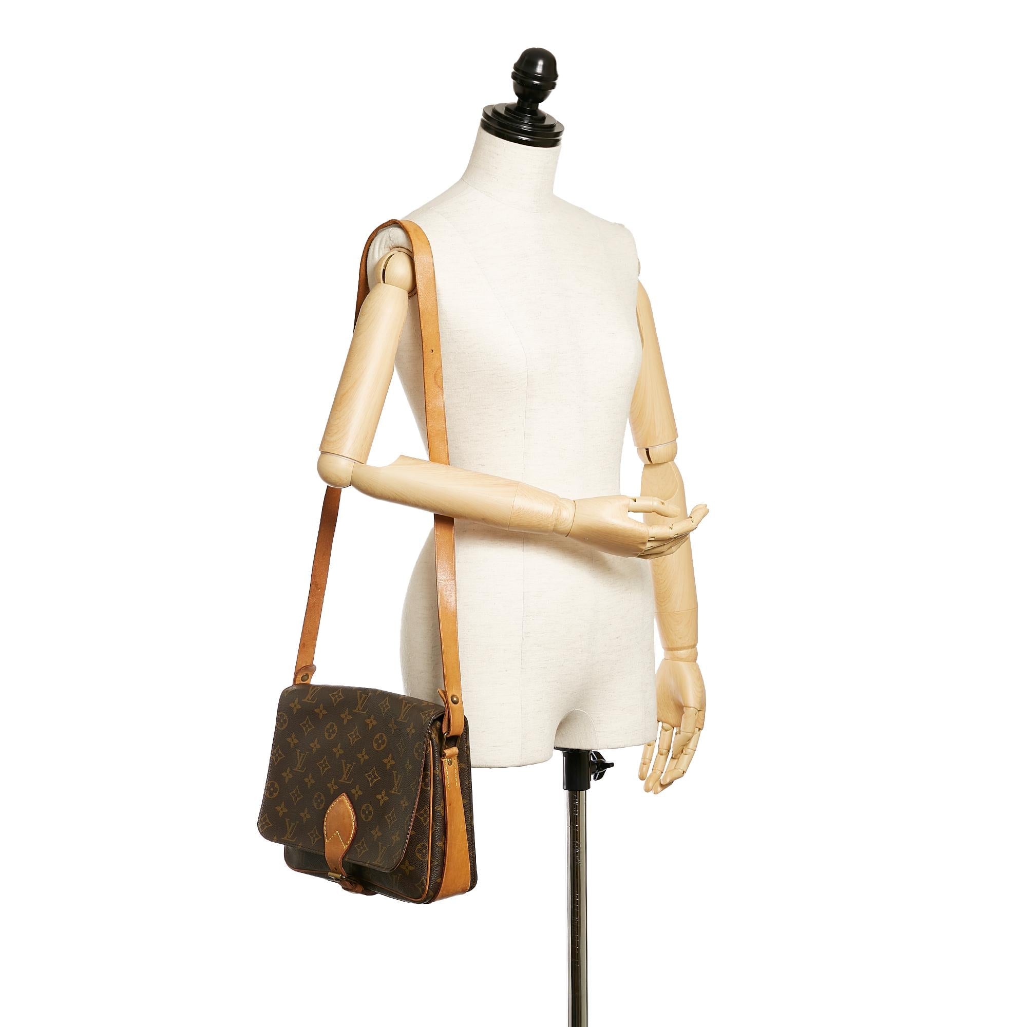 Louis Vuitton Monogram Cartouchiere MM (SHG-27879)