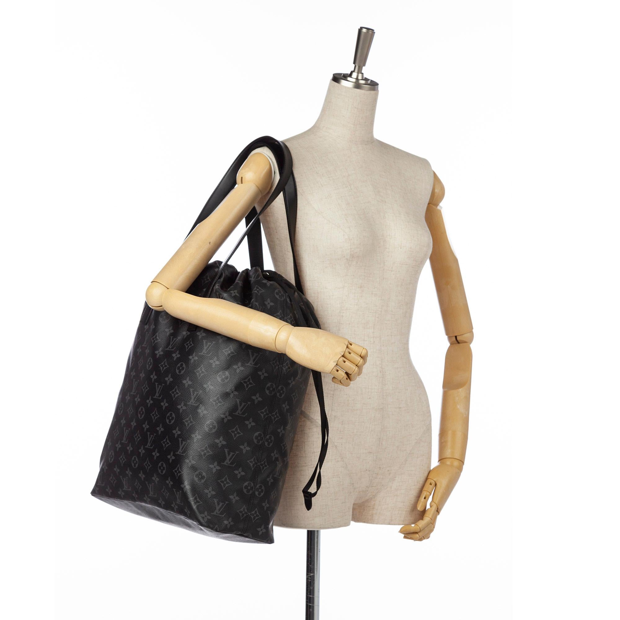 Louis Vuitton Monogram Canvas Eclipse Cabas Light Tote (SHG-14008)