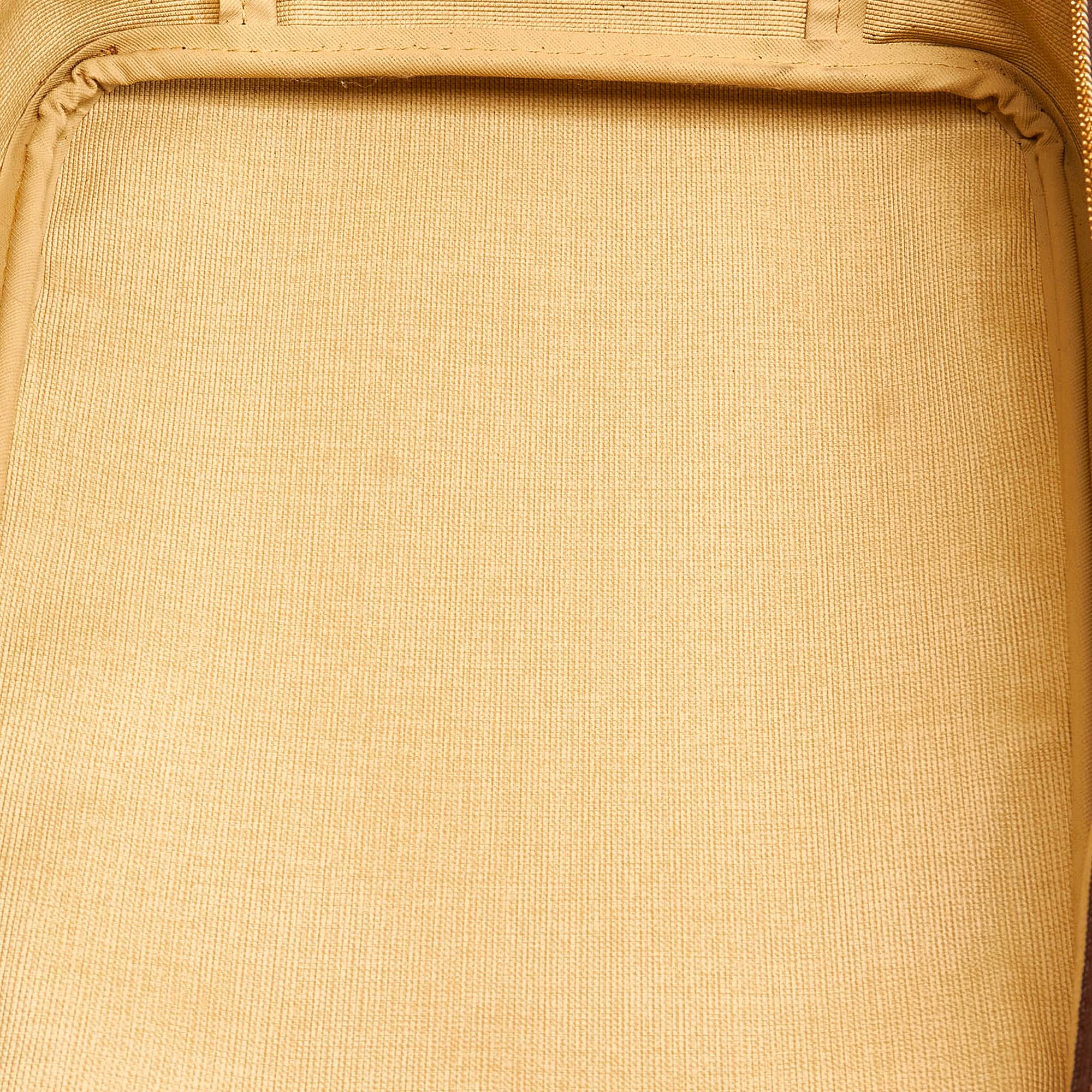 Louis Vuitton Monogram Excursion (SHG-27705)