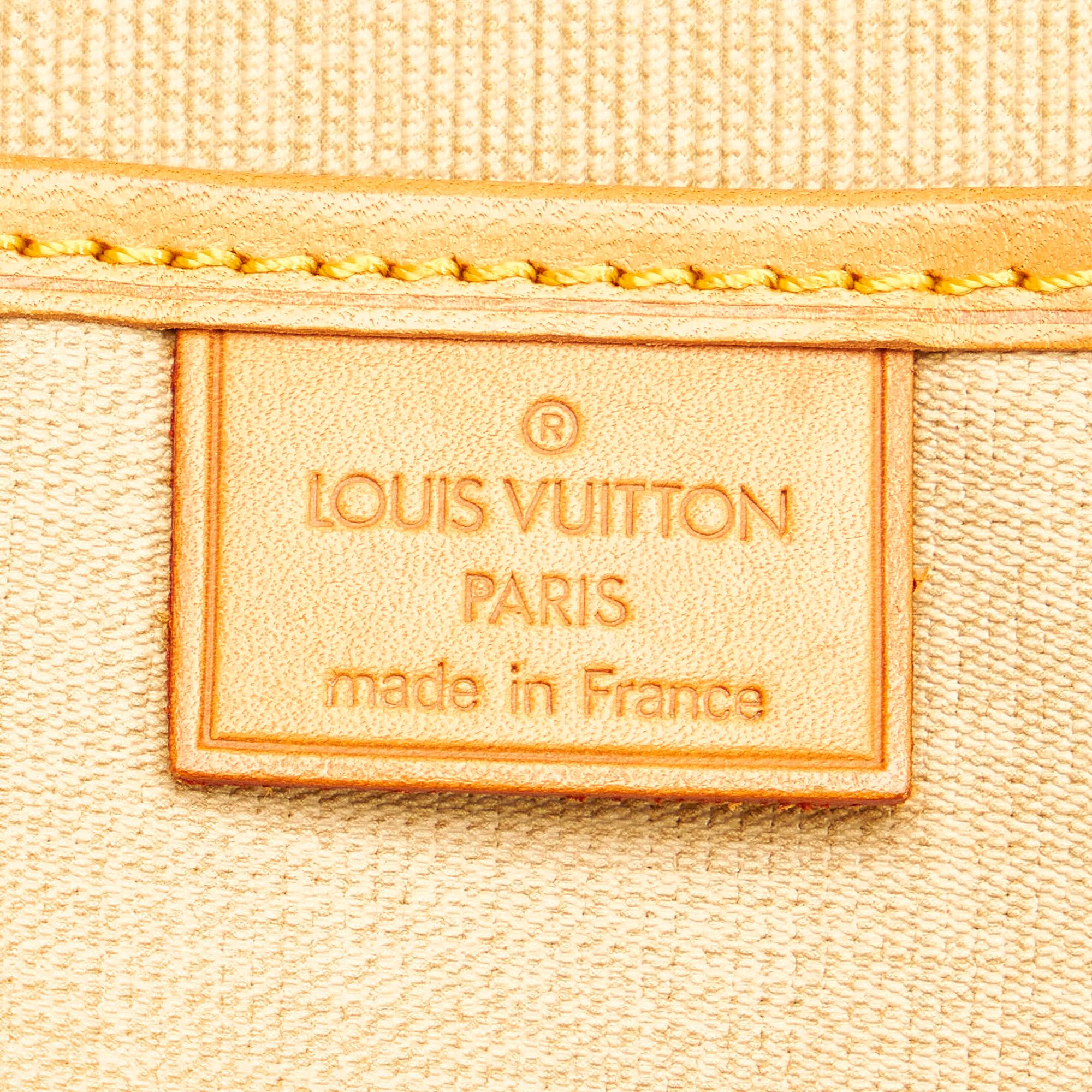 Louis Vuitton Monogram Excursion (SHG-27705)