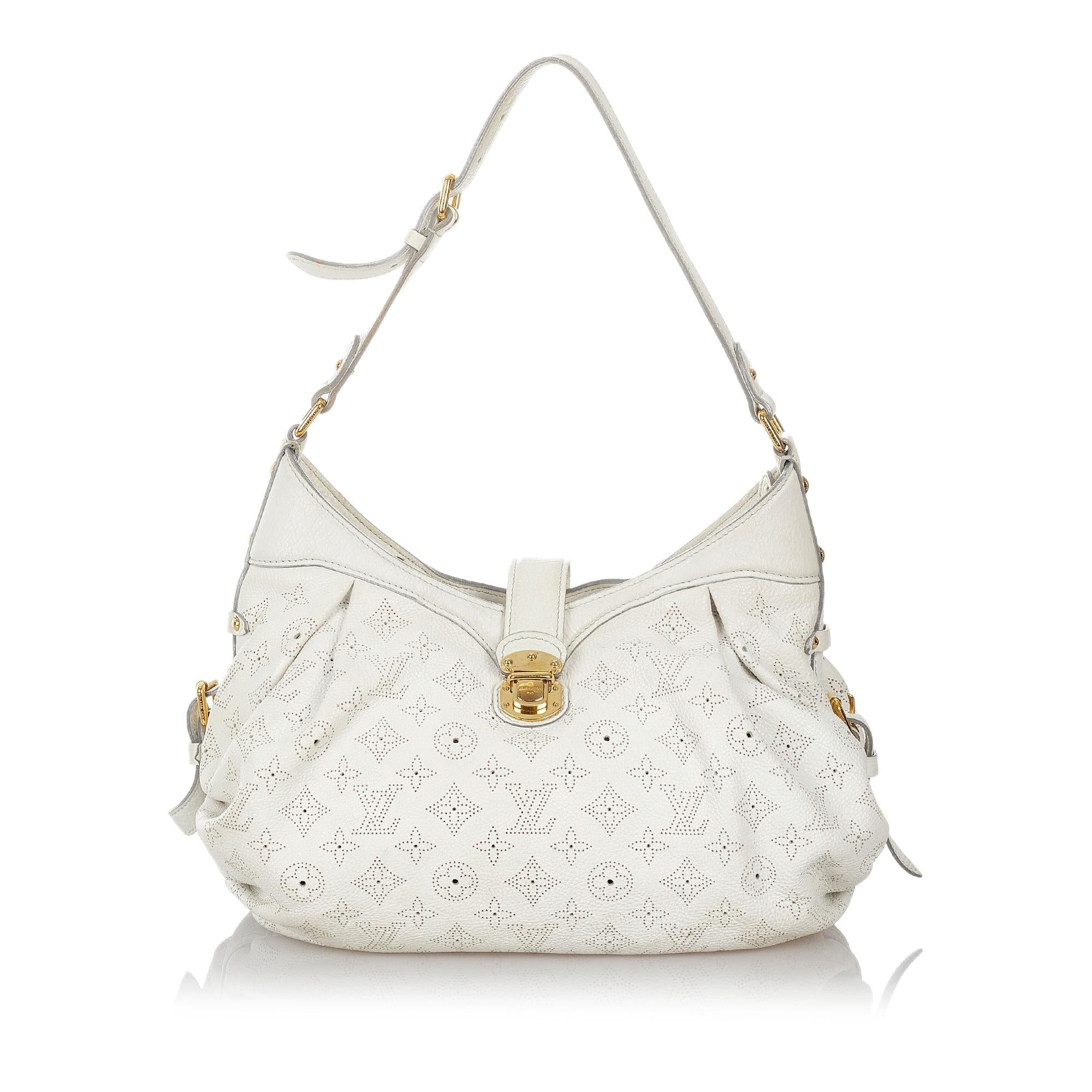 Louis Vuitton Monogram Mahina XS (SHG-27111)