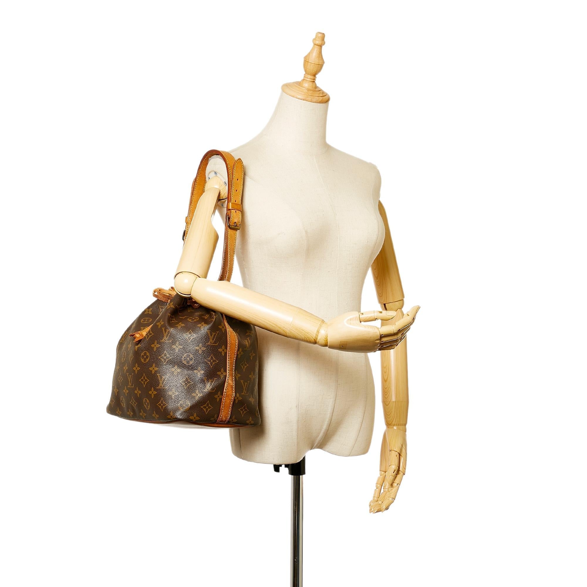 Louis Vuitton Monogram Petit Noe (SHG-26778)