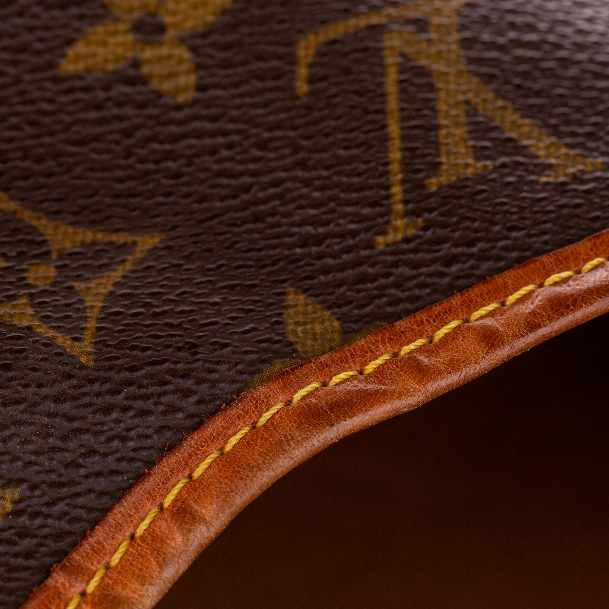 Louis Vuitton Monogram Saumur 25 (SHG-27526)