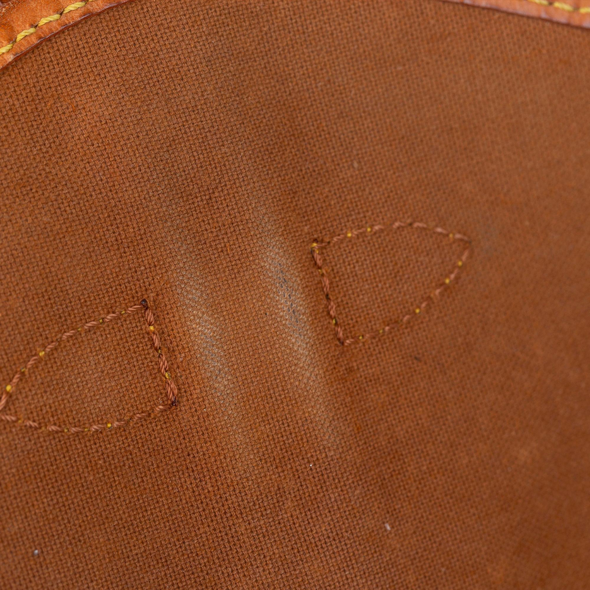Louis Vuitton Monogram Saumur 25 (SHG-27526)