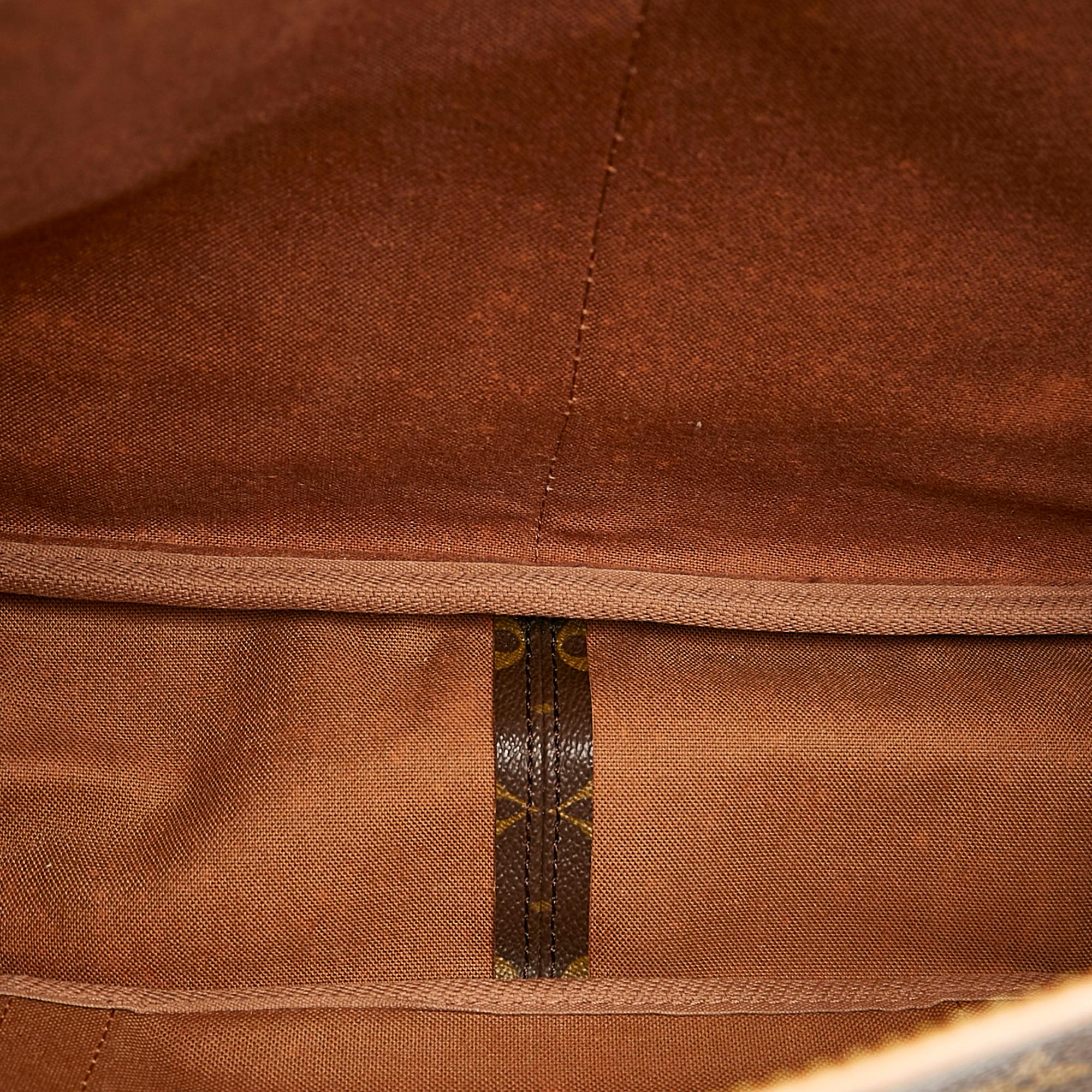 Louis Vuitton Monogram Saumur 43 (SHG-26873)