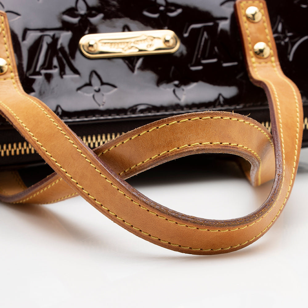 Louis Vuitton Monogram Vernis Bellevue PM Tote (SHF-15955)