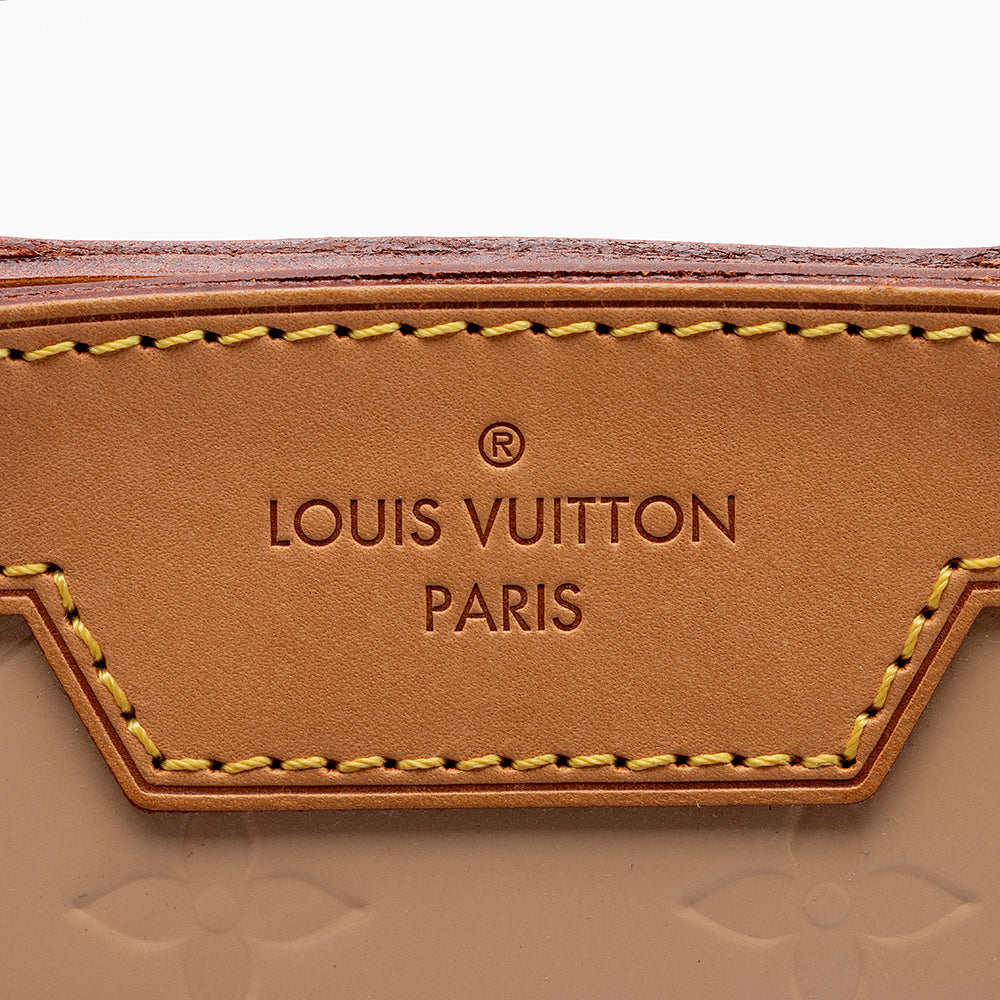 Louis Vuitton Monogram Vernis Brea MM Satchel (SHF-13951)