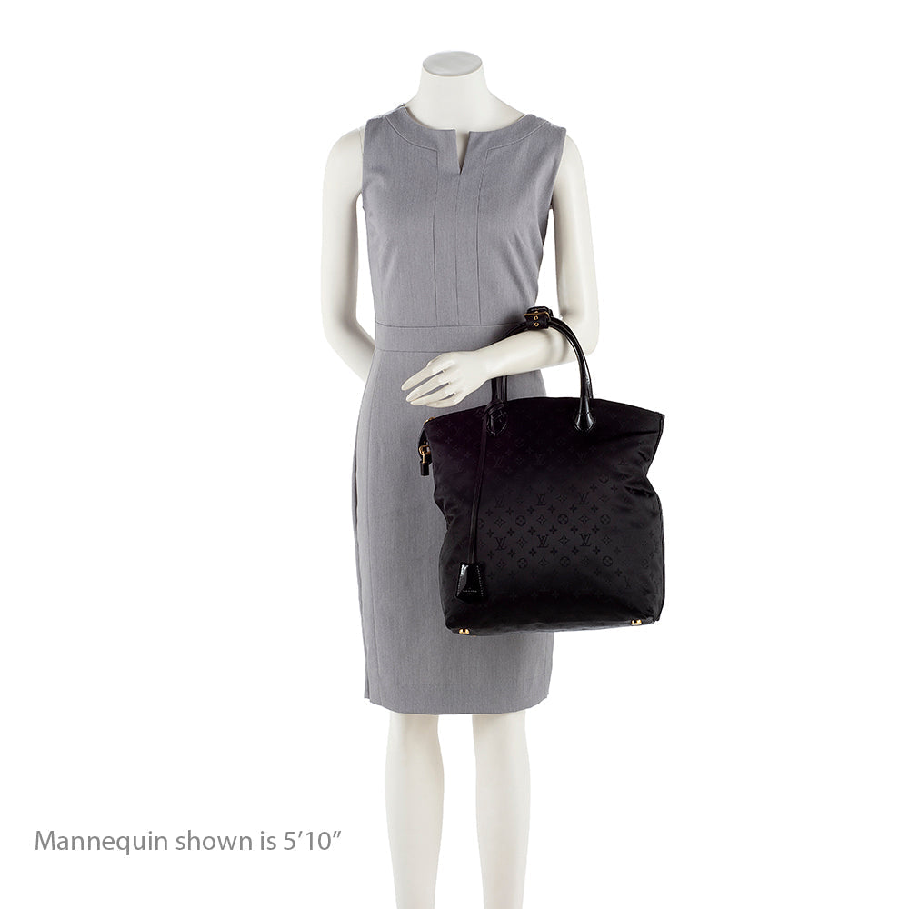 Louis Vuitton Nylon Desire Vertical Lockit MM Satchel (SHF-13751)