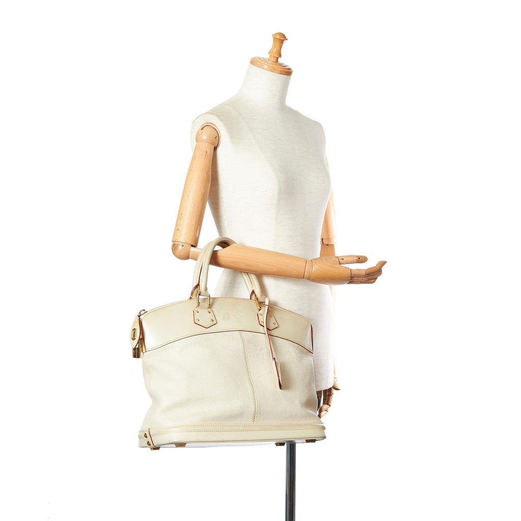 Louis Vuitton Suhali Lockit MM (SHG-25864)