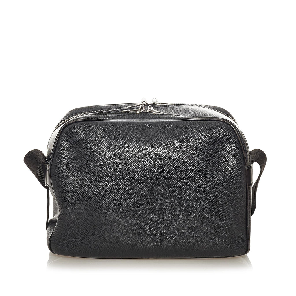 Louis Vuitton Taiga Reporter PM (SHG-27532)