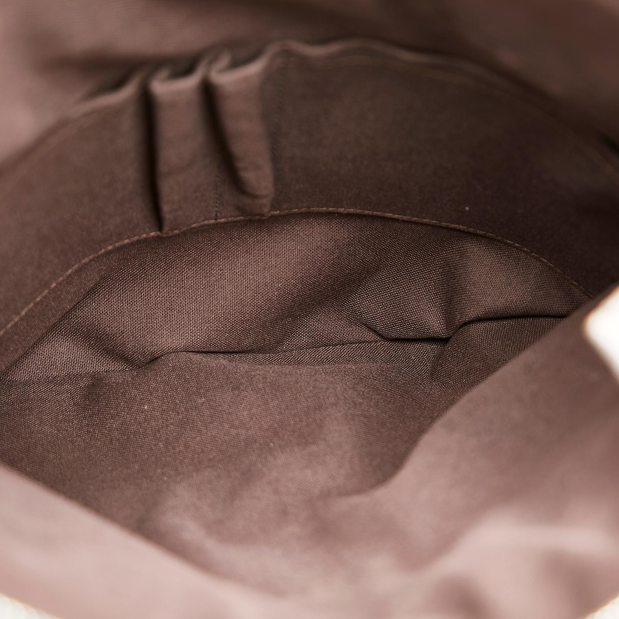 Louis Vuitton Taiga Sasha (SHG-27511)