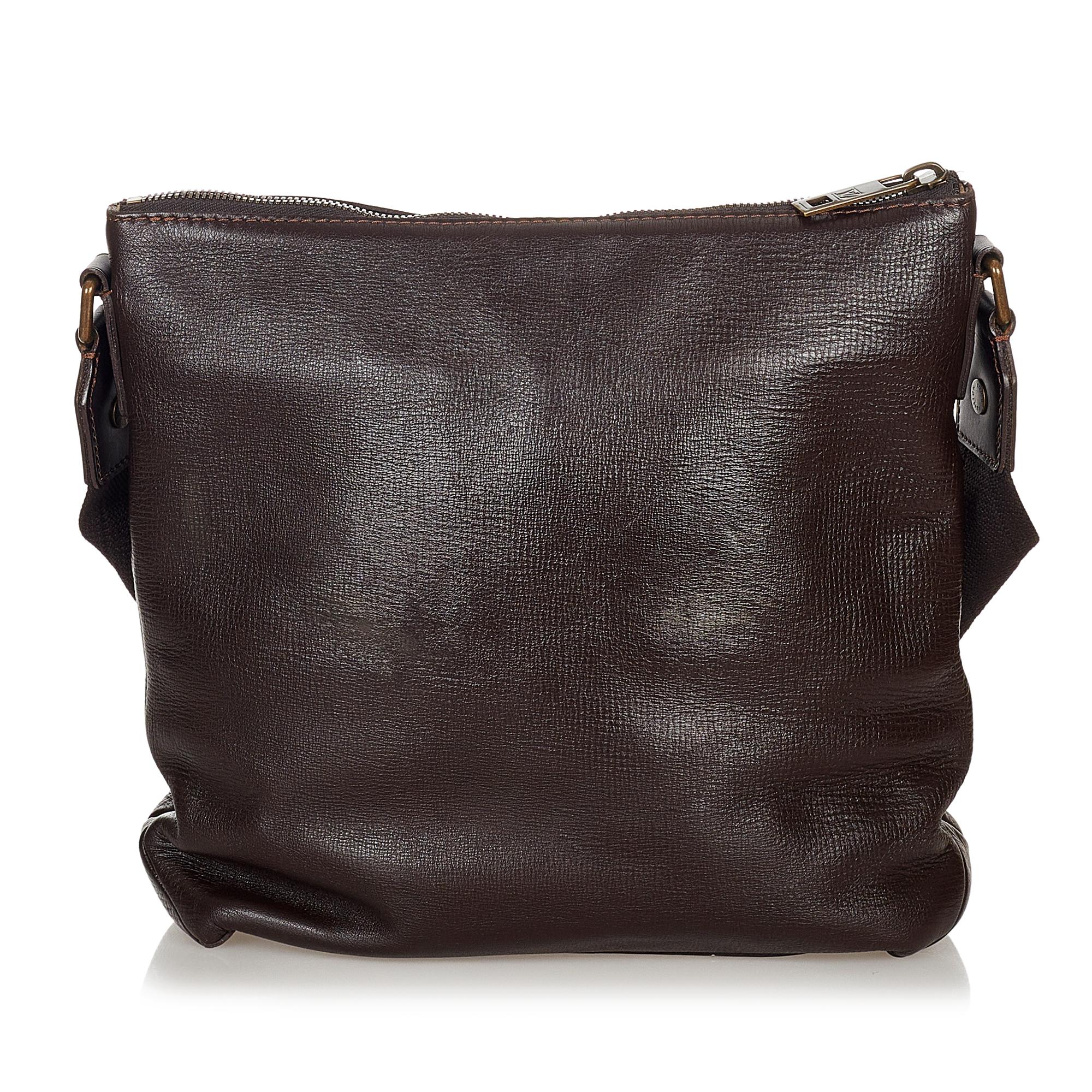 Louis Vuitton Utah Shawnee MM (SHG-26715)