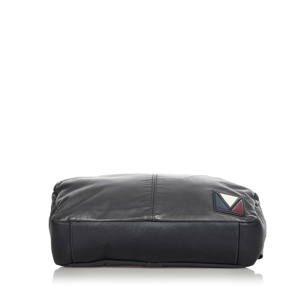 Louis Vuitton V-Line Fast (SHG-24281)