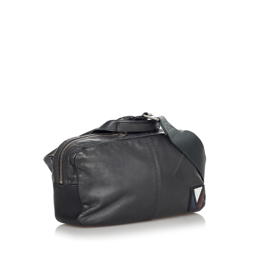 Louis Vuitton V-Line Fast (SHG-24281)