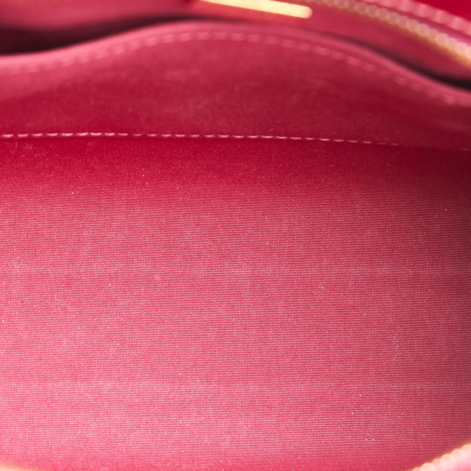 Louis Vuitton Vernis Brea PM (SHG-27169)