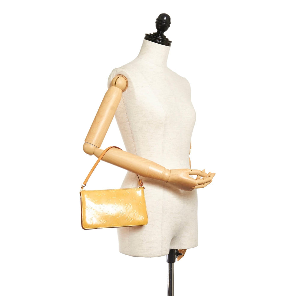 Louis Vuitton Vernis Lexington Pochette (SHG-28019)