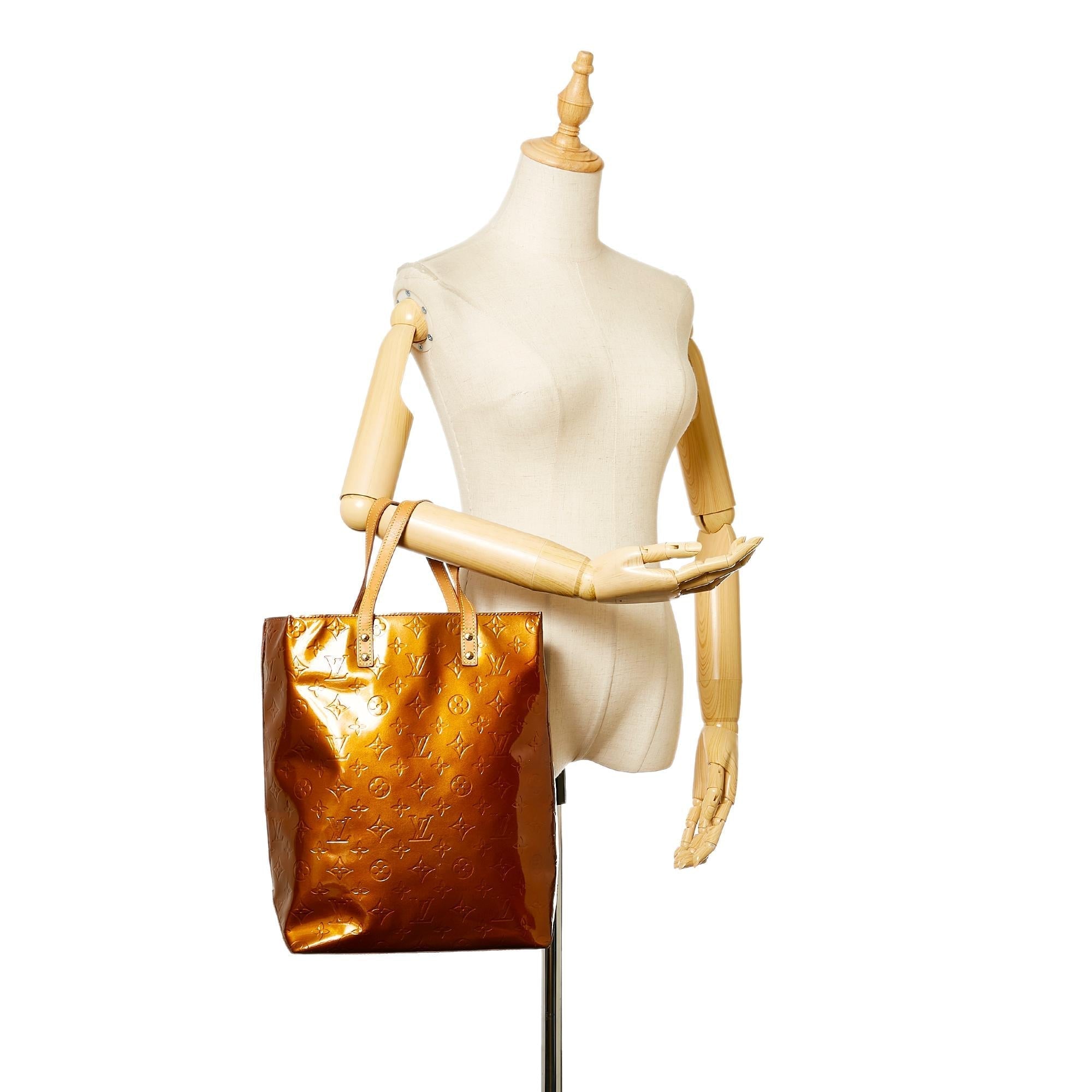 Louis Vuitton Vernis Reade MM (SHG-26780)