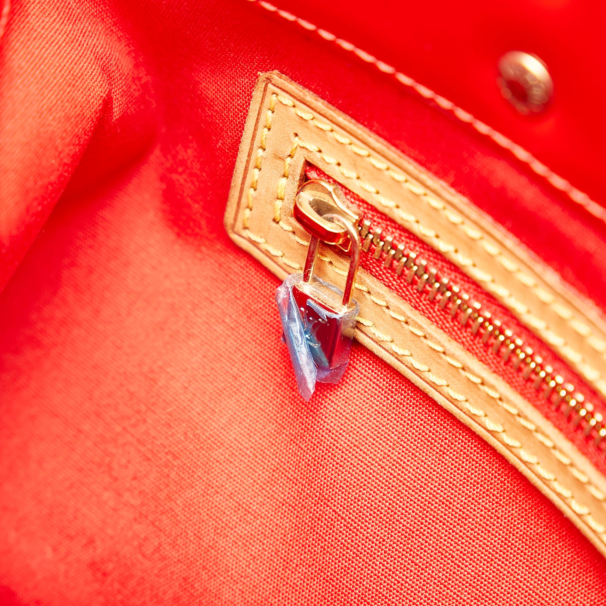 Louis Vuitton Vernis Reade MM (SHG-27583)