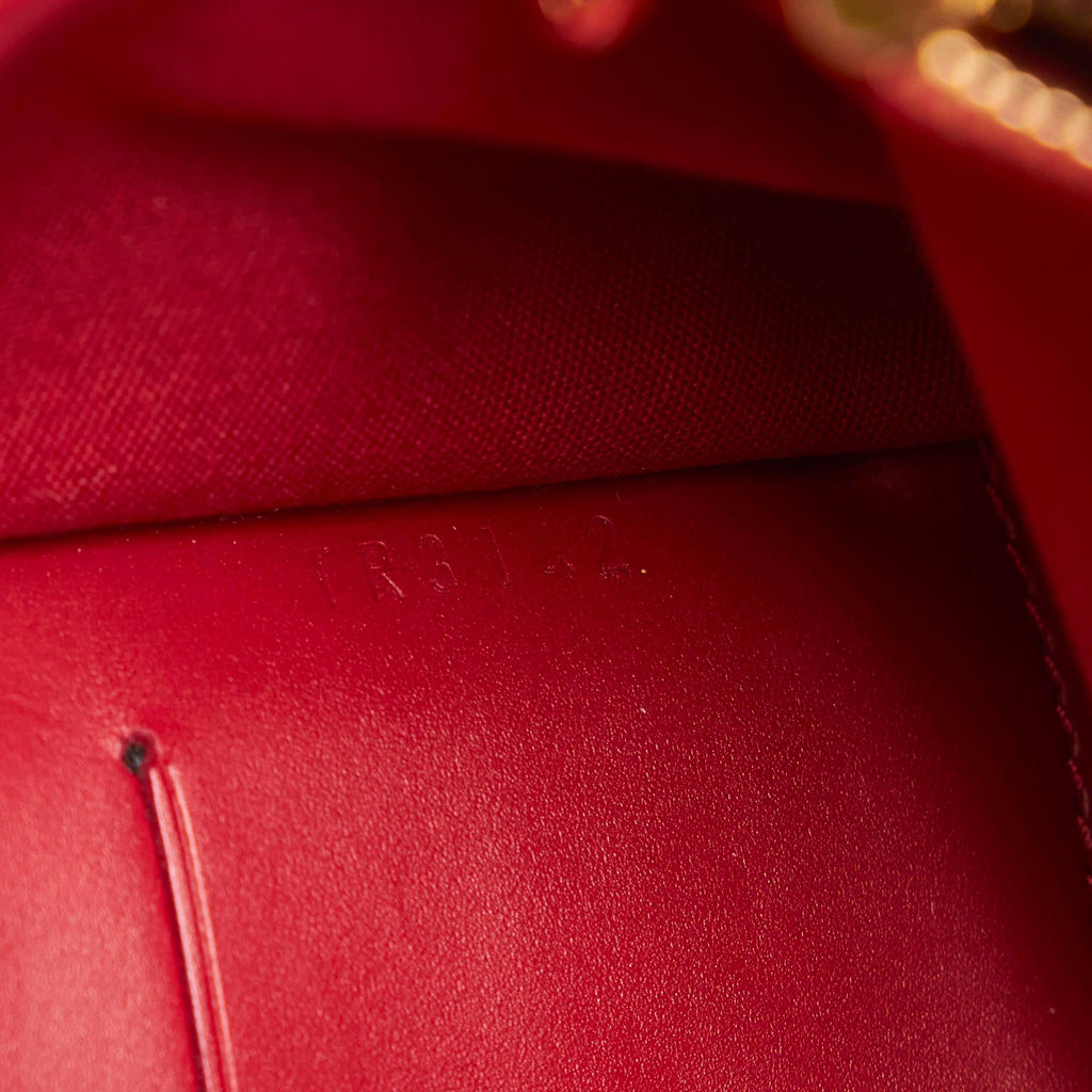 Louis Vuitton Vernis Rossmore MM (SHG-27974)