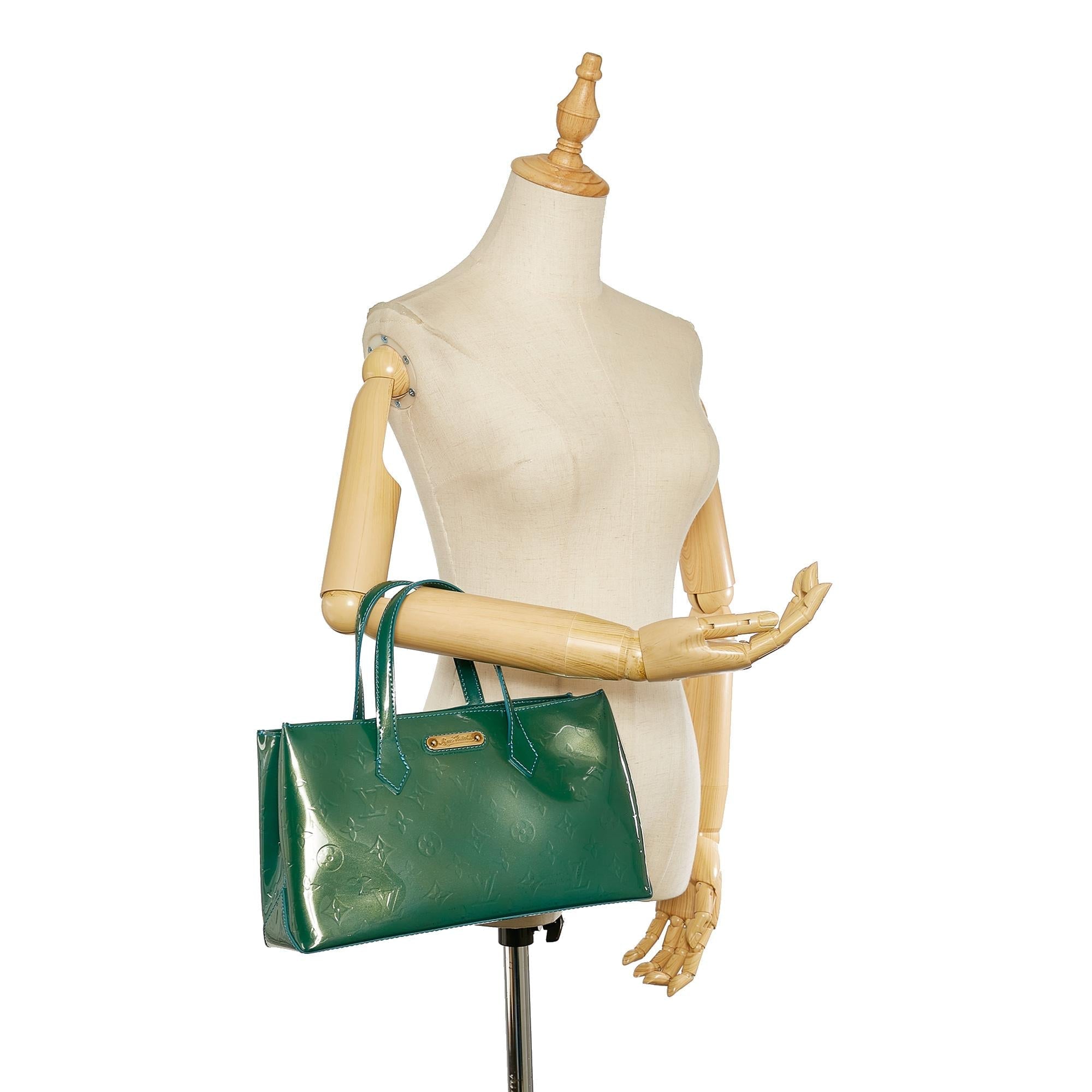 Louis Vuitton Vernis Wilshire PM (SHG-24850)