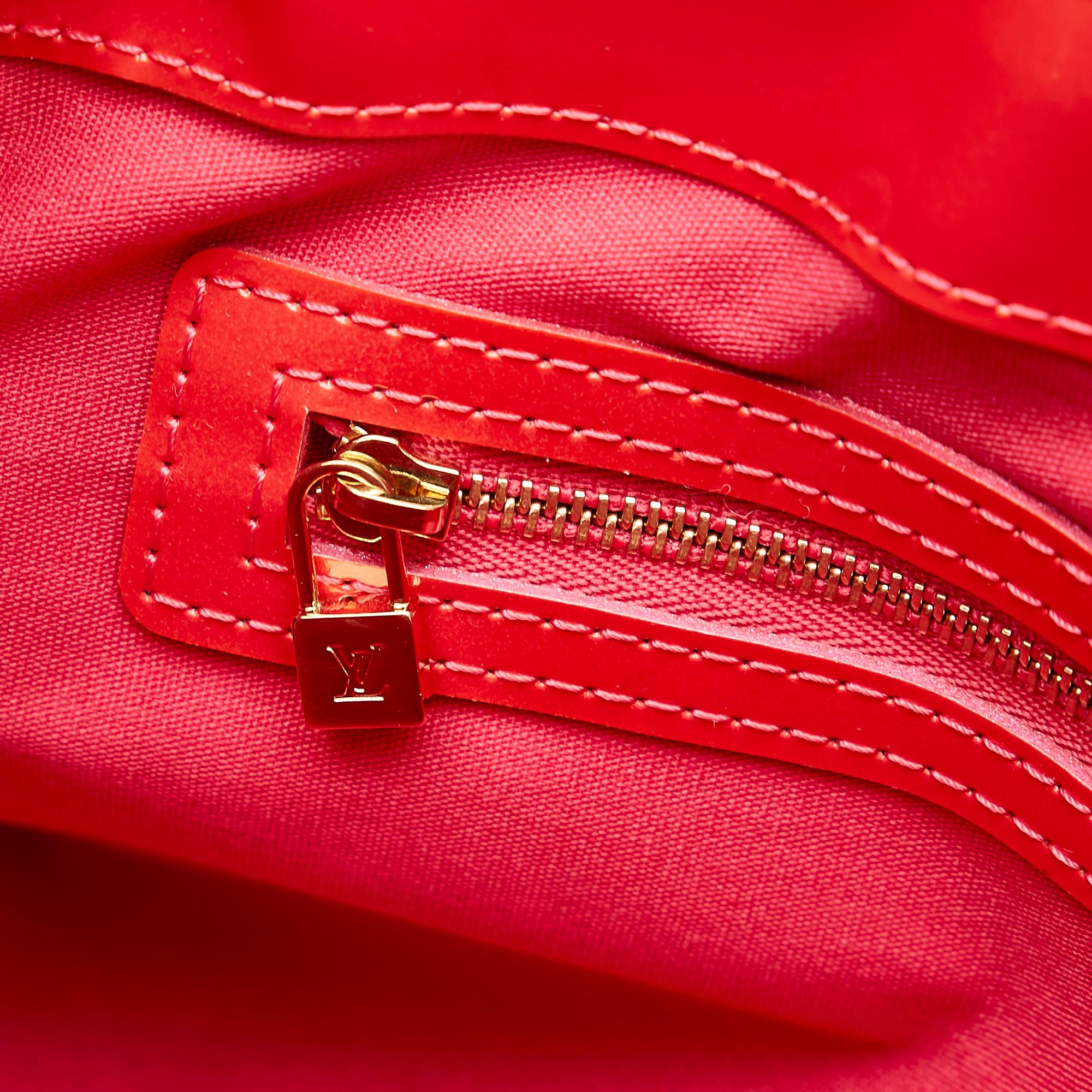 Louis Vuitton Vernis Wilshire PM (SHG-27114)