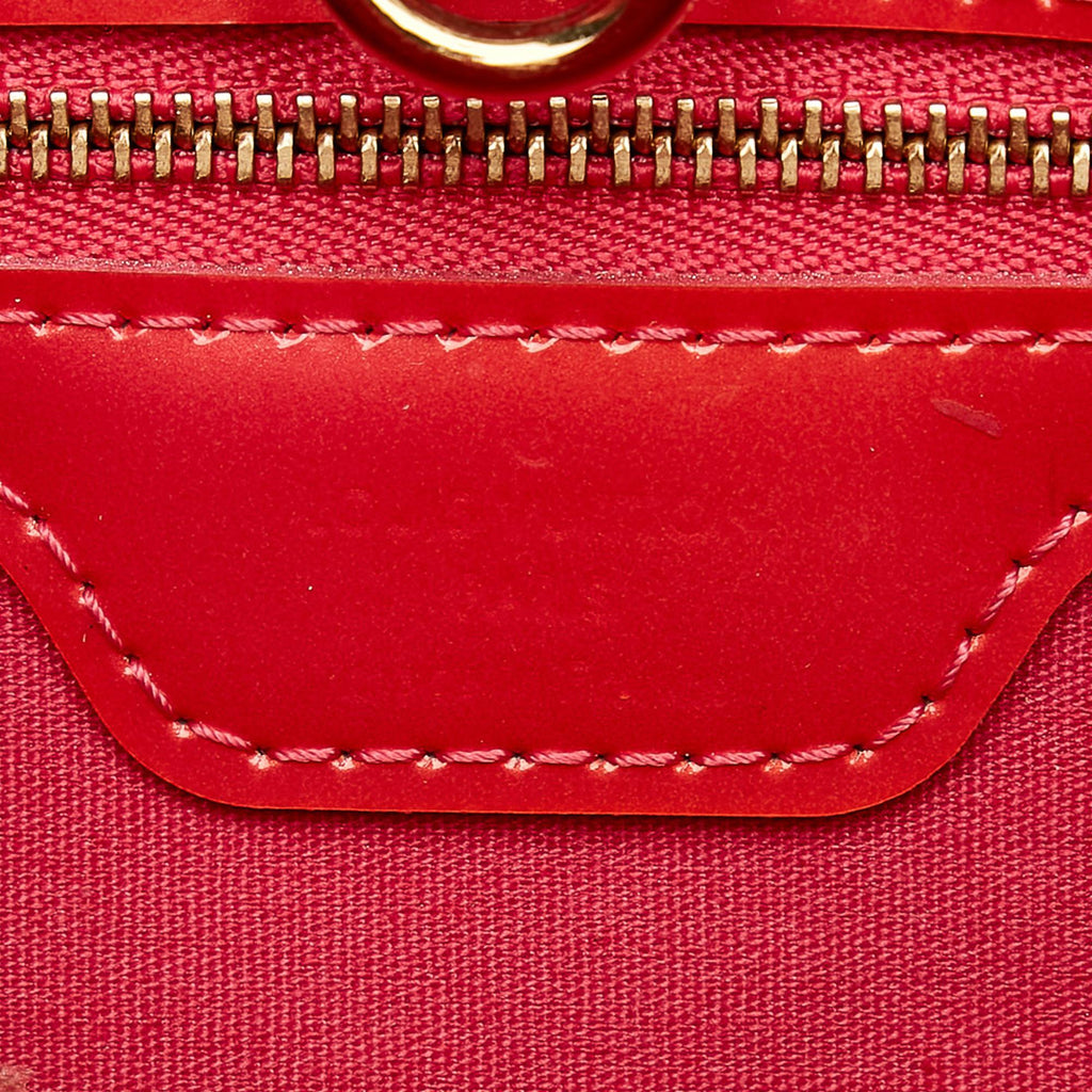 Louis Vuitton Vernis Wilshire PM (SHG-27951)