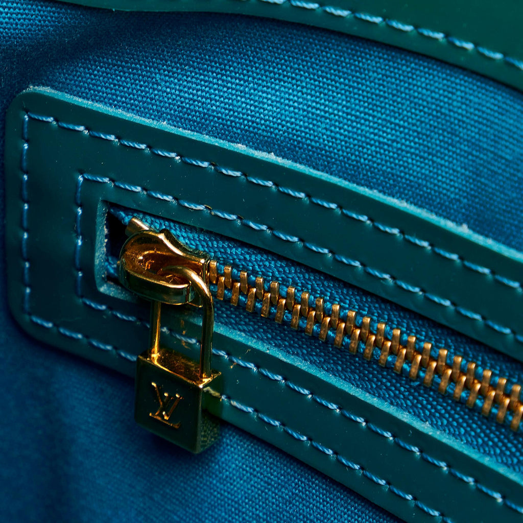 Louis Vuitton Vernis Wilshire PM (SHG-27981)