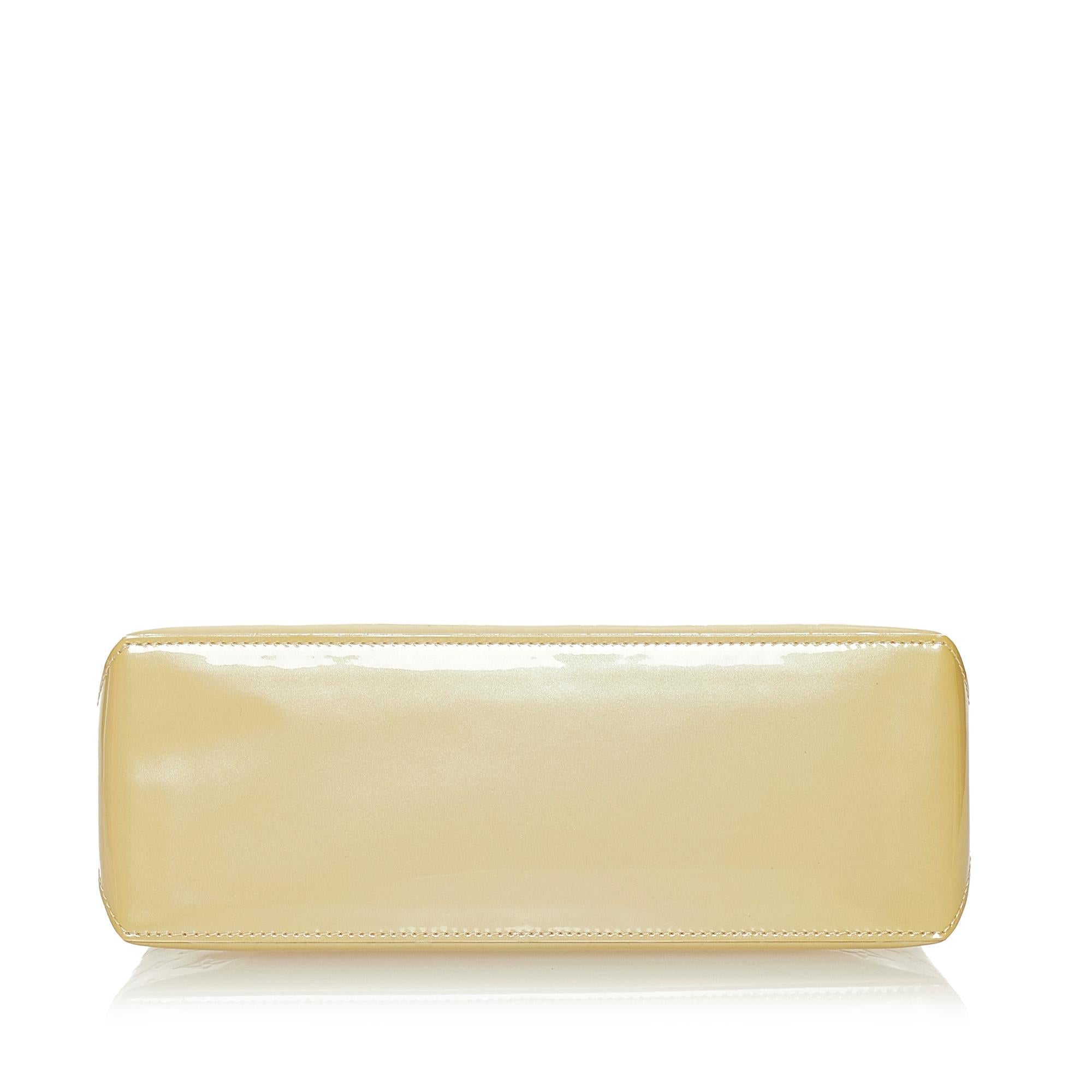 Louis Vuitton Vernis Wilshire PM (SHG-27983)