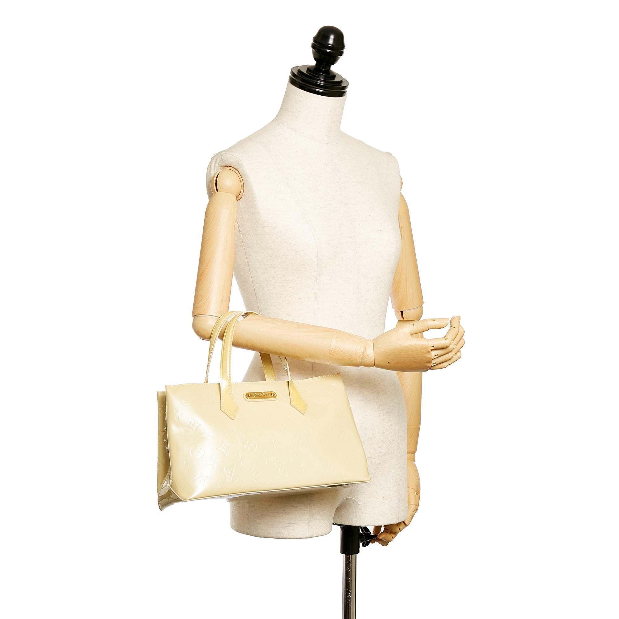 Louis Vuitton Vernis Wilshire PM (SHG-27983)