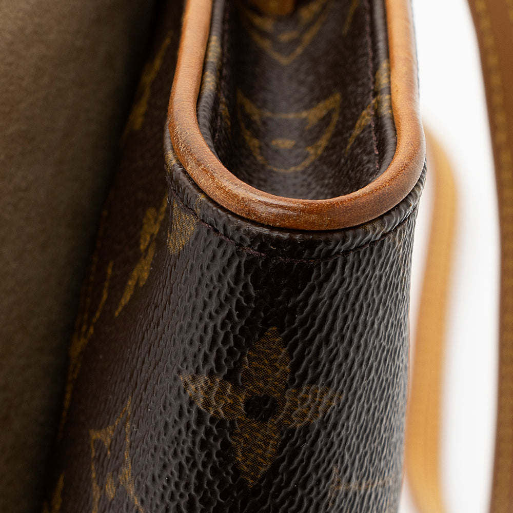 Louis Vuitton Vintage Monogram Canvas Pochette Twin GM Shoulder Bag (SHF-18466)