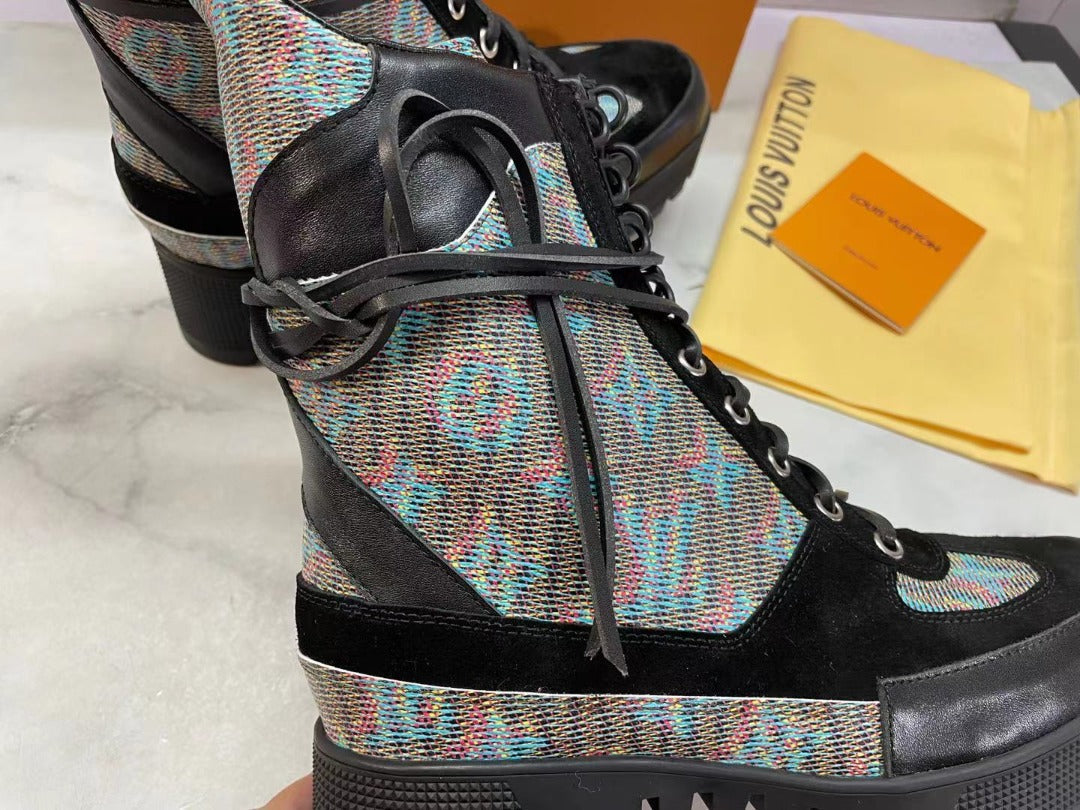 Louis Vuitton Laureate Desert Boots Pop Monogram Calfskin Leather Fall/Winter 2021 Collection 1A5SM2 Blue