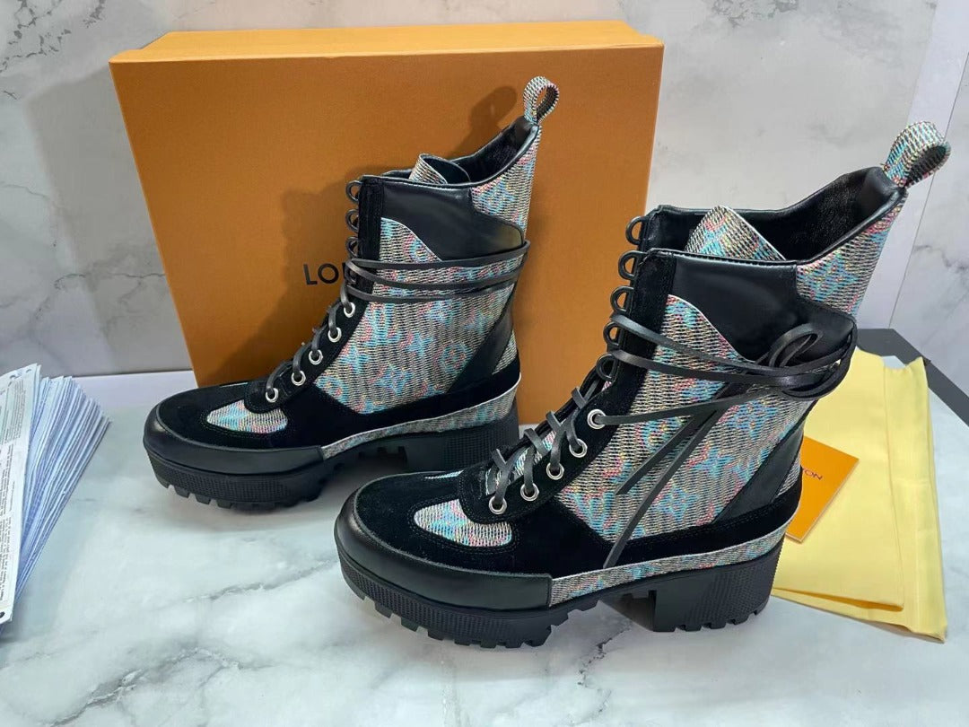 Louis Vuitton Laureate Desert Boots Pop Monogram Calfskin Leather Fall/Winter 2021 Collection 1A5SM2 Blue