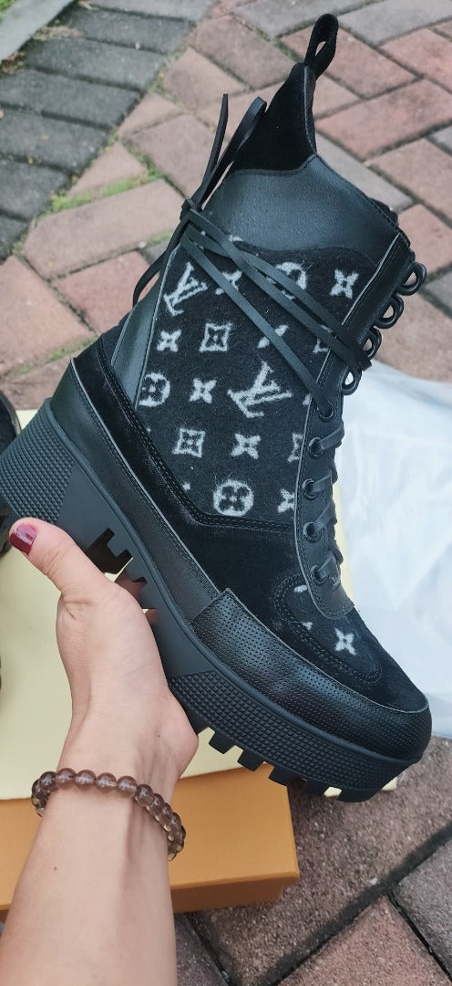 Louis Vuitton Laureate Platform Desert Boot Black