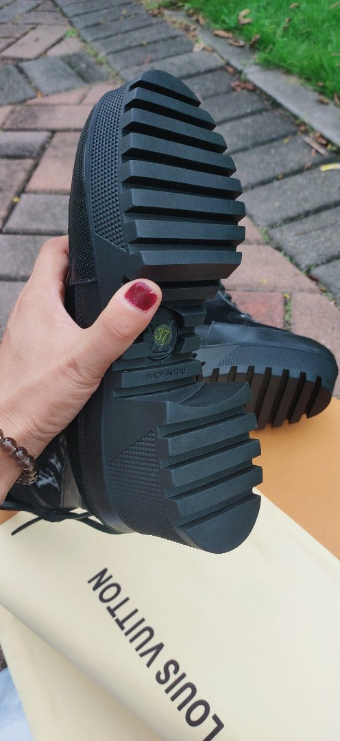 Louis Vuitton Laureate Platform Desert Boot Black