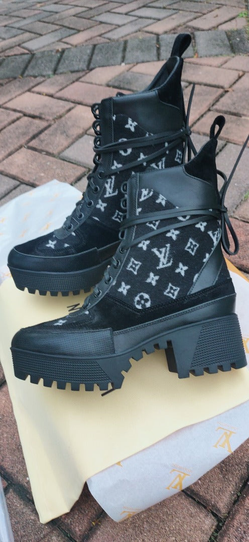 Louis Vuitton Laureate Platform Desert Boot Black