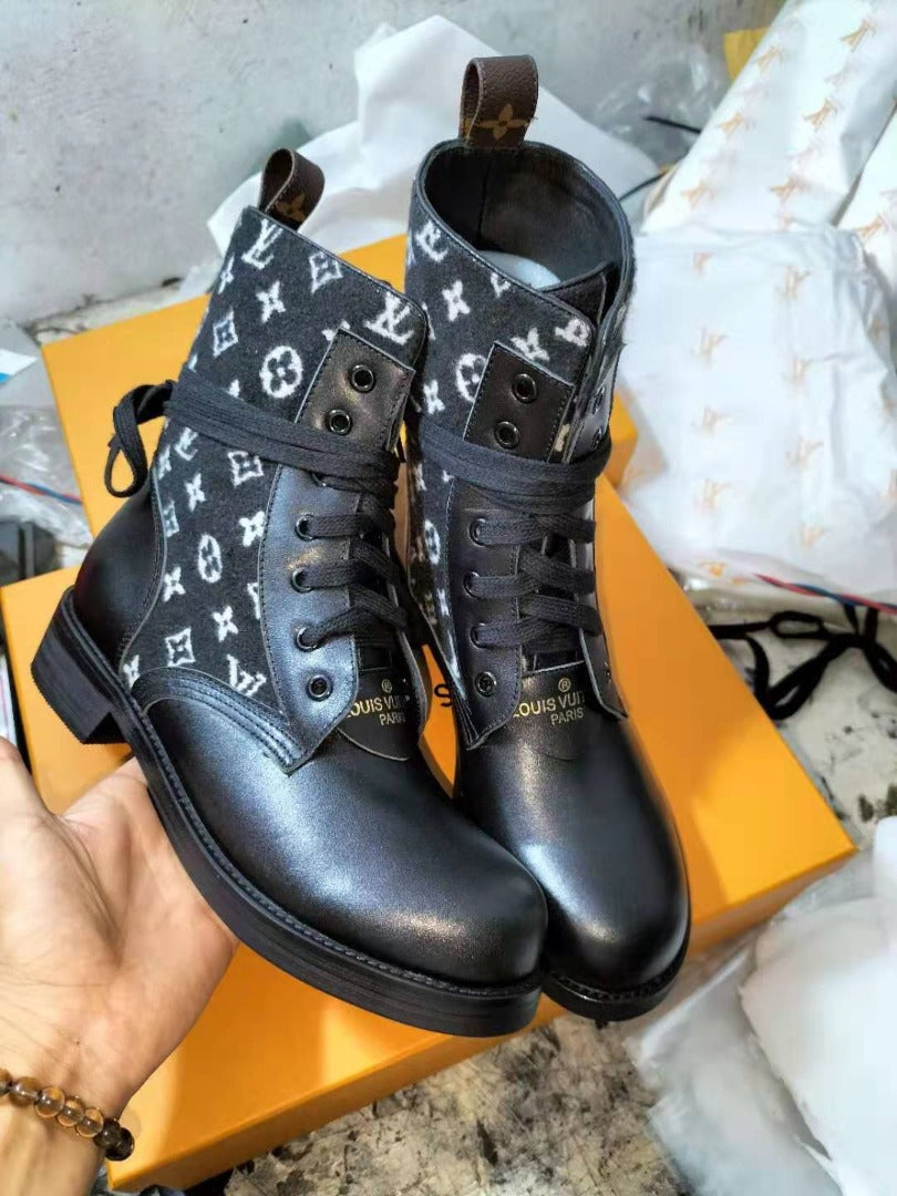 Louis Vuitton Metropolis Flat Ranger Black