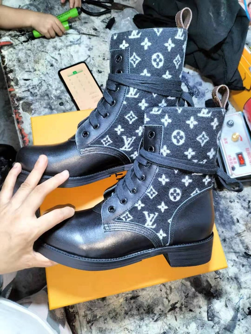 Louis Vuitton Metropolis Flat Ranger Black