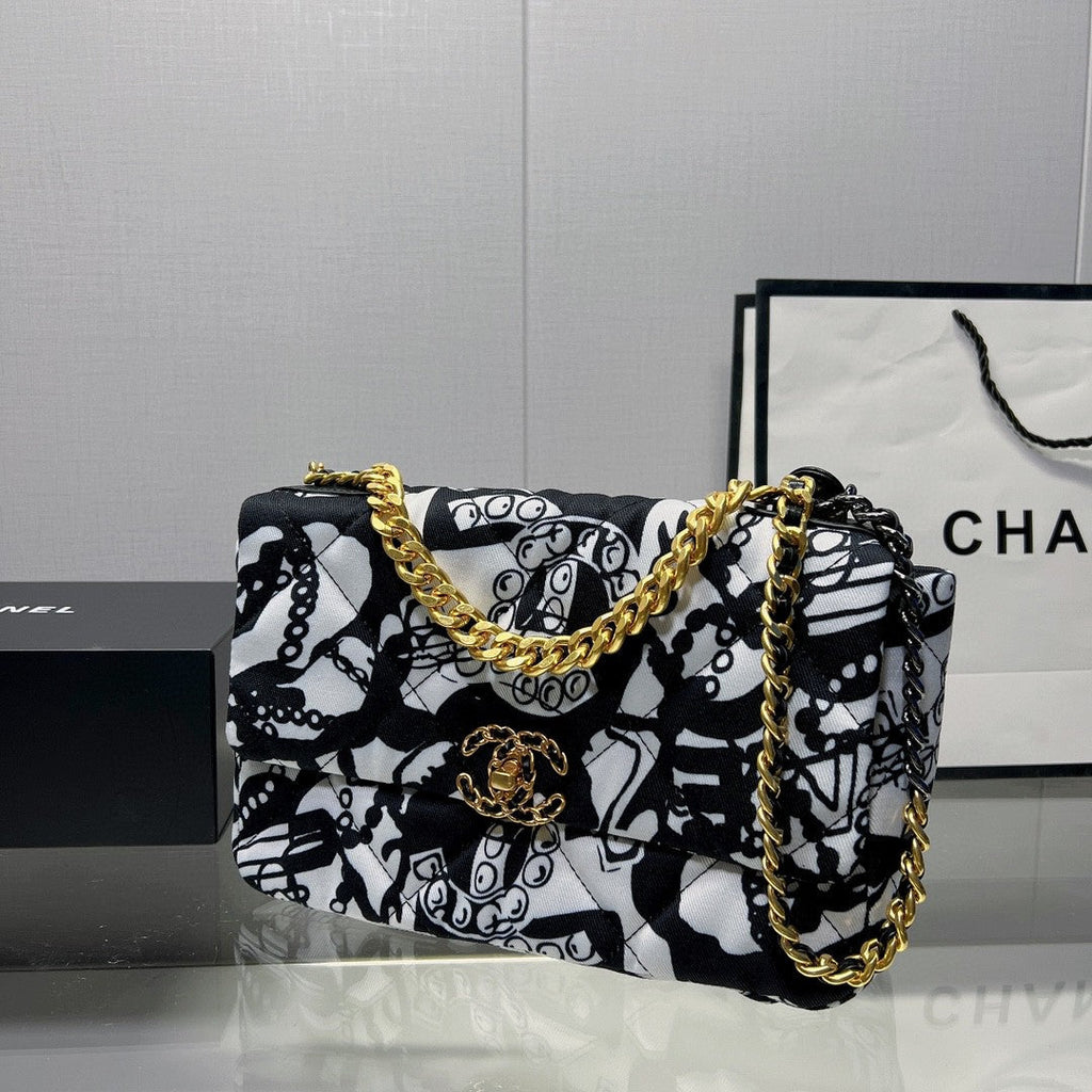 Chanel Flap Bag 30cm Black And White