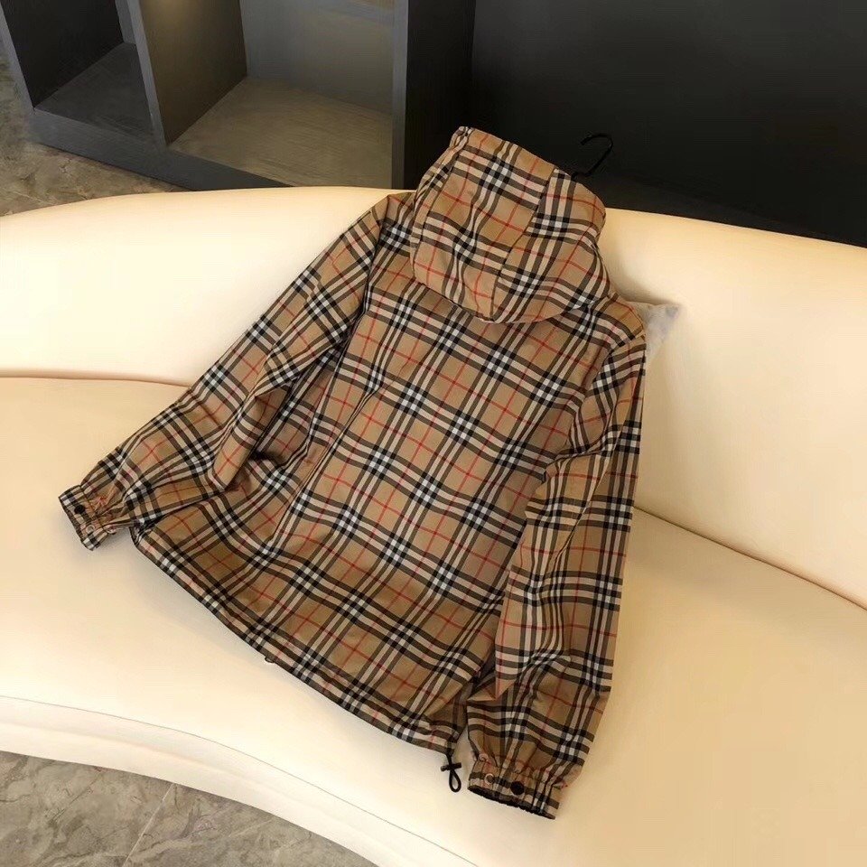 Burberry Reversible Vintage Check Hooded Jacket