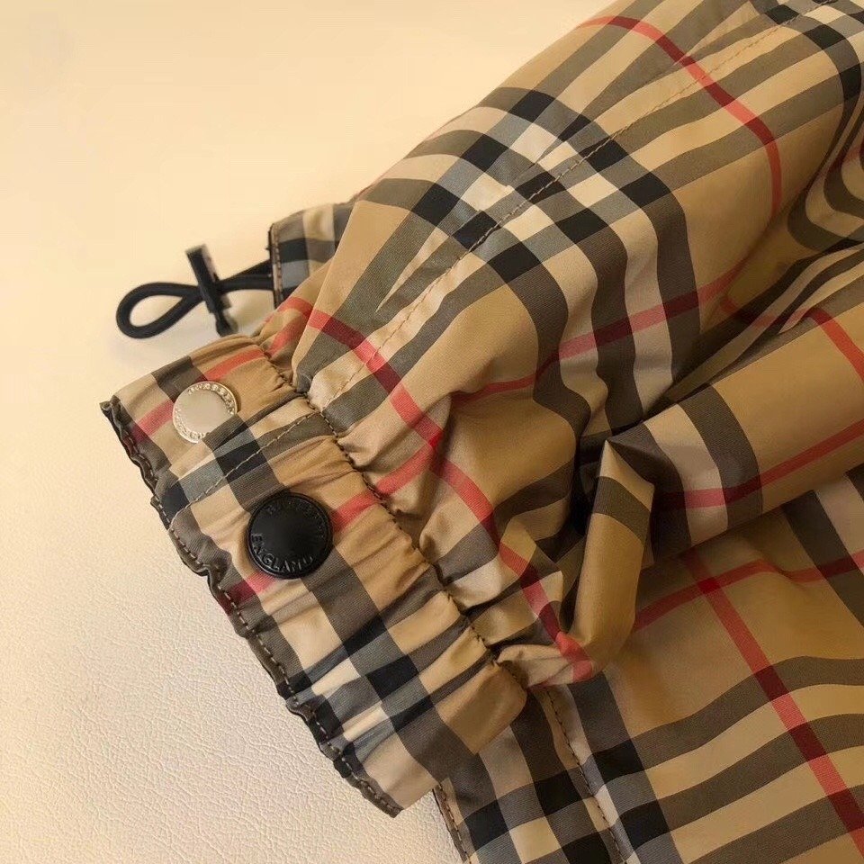 Burberry Reversible Vintage Check Hooded Jacket